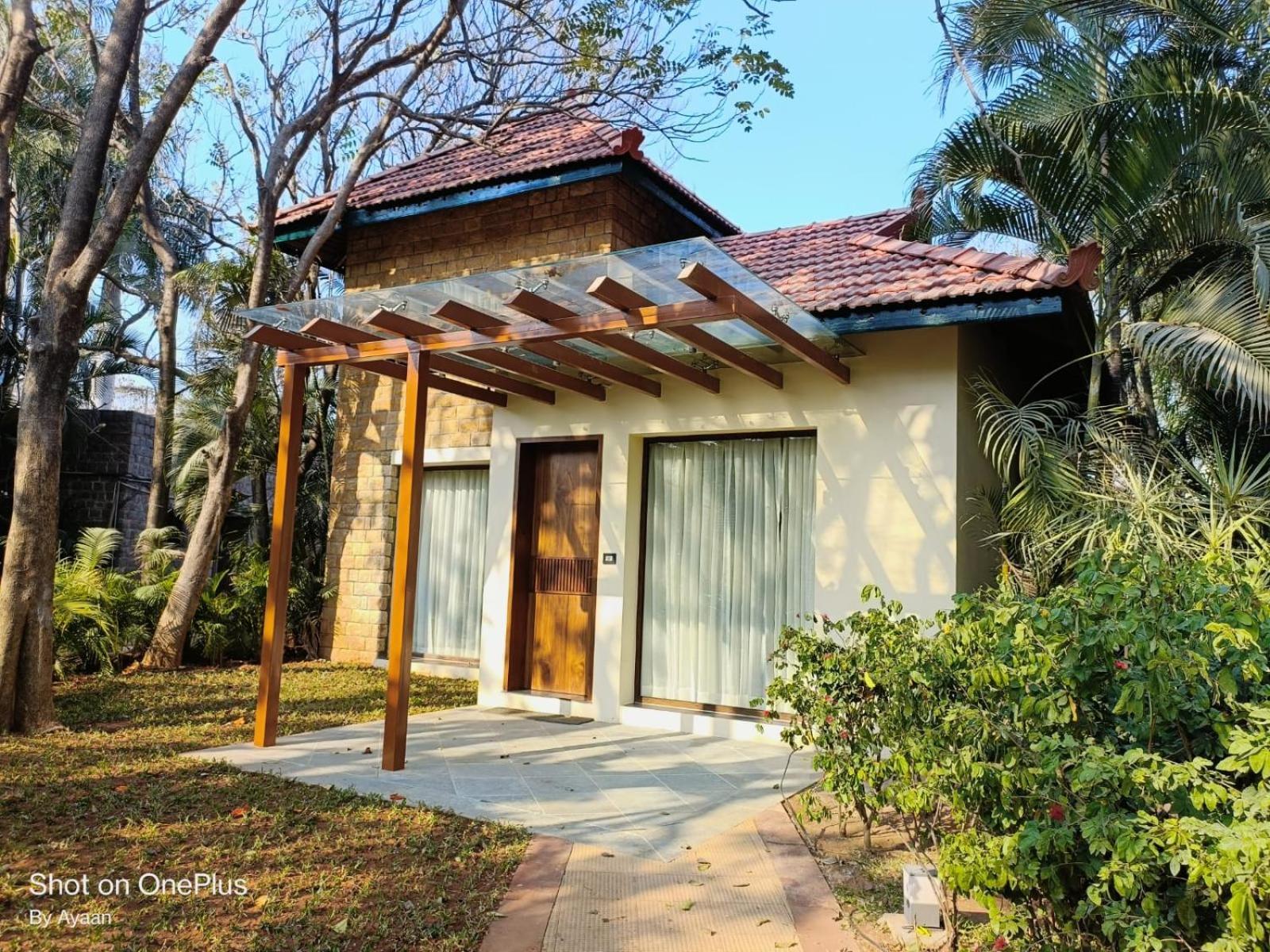 The Golkonda Resort And Spa Hyderabad Exterior photo
