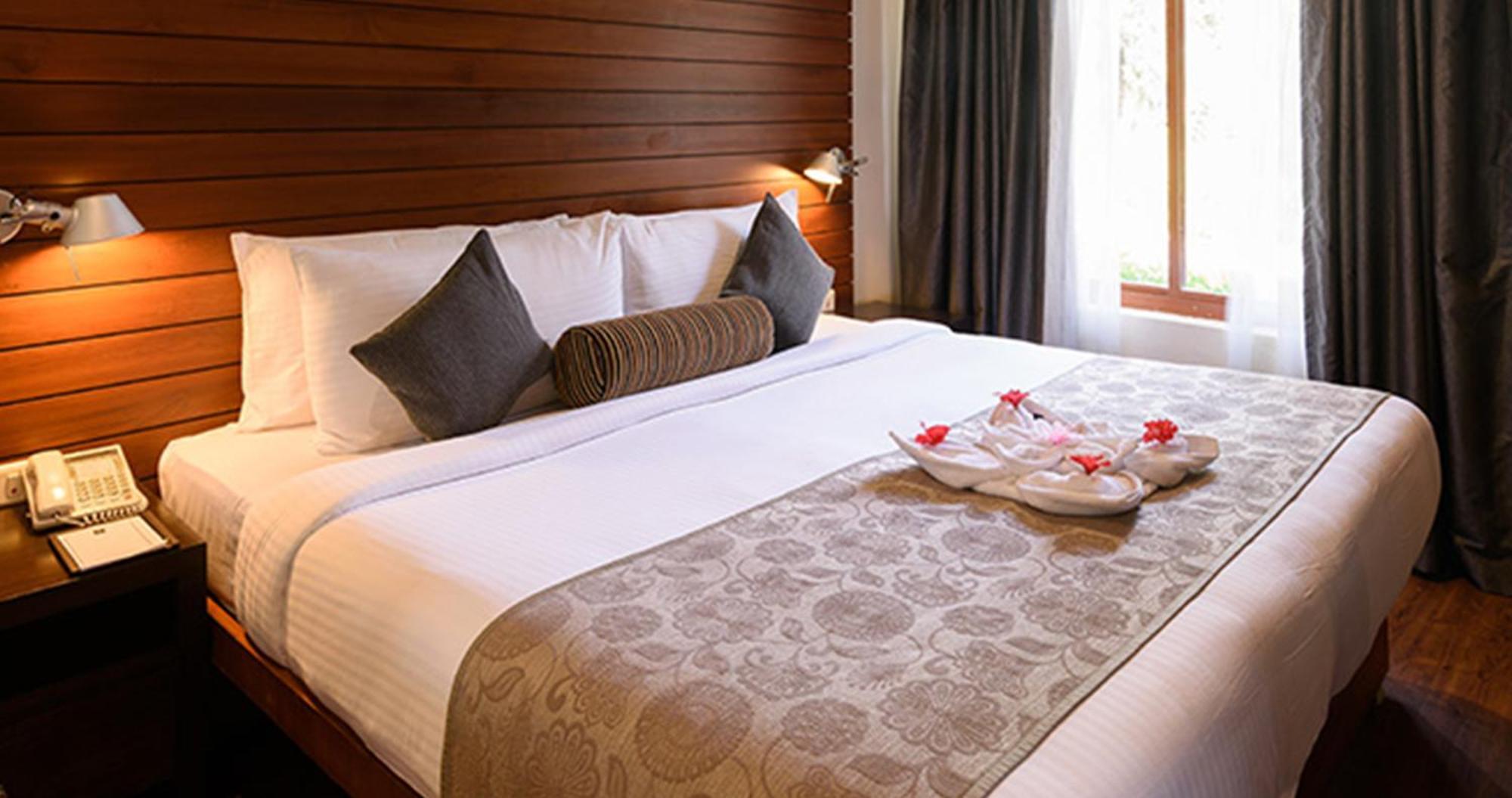 The Golkonda Resort And Spa Hyderabad Exterior photo