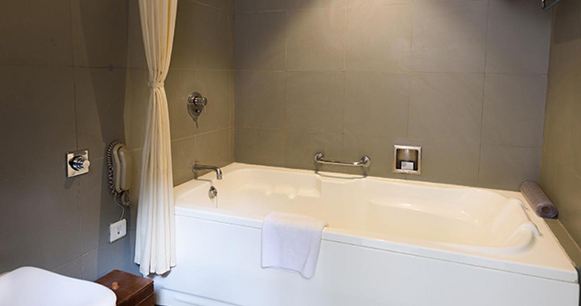 The Golkonda Resort And Spa Hyderabad Exterior photo